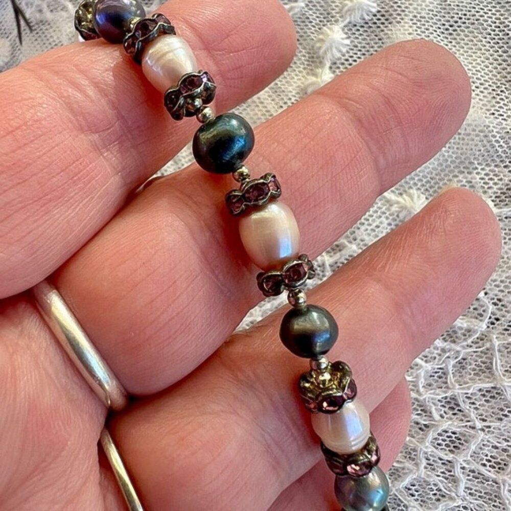 Vintage Pearl and Crystal Roundel bracelet - Picture 3 of 11